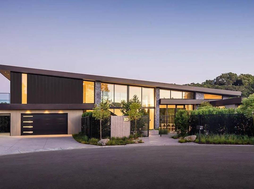  A Modern Architectural Masterpiece